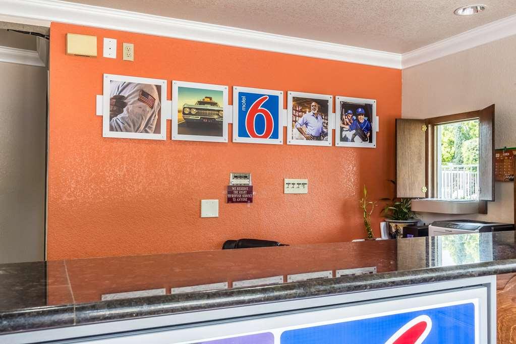 Hotel 6-fresno, Ca - Belmont Ave Fresno