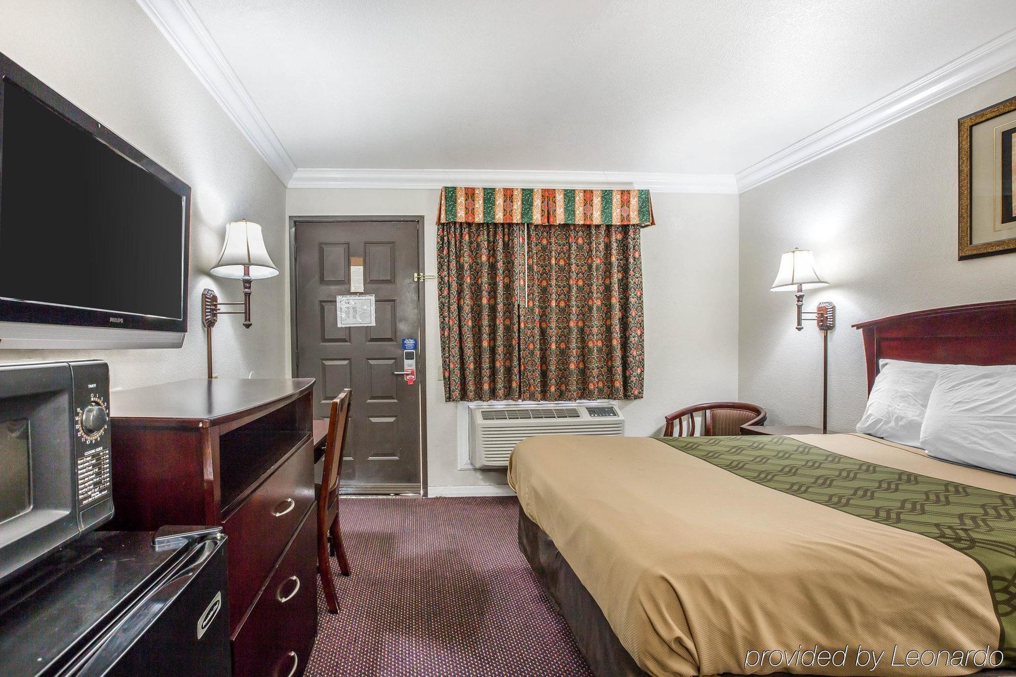 Hotel 6-fresno, Ca - Belmont Ave Fresno