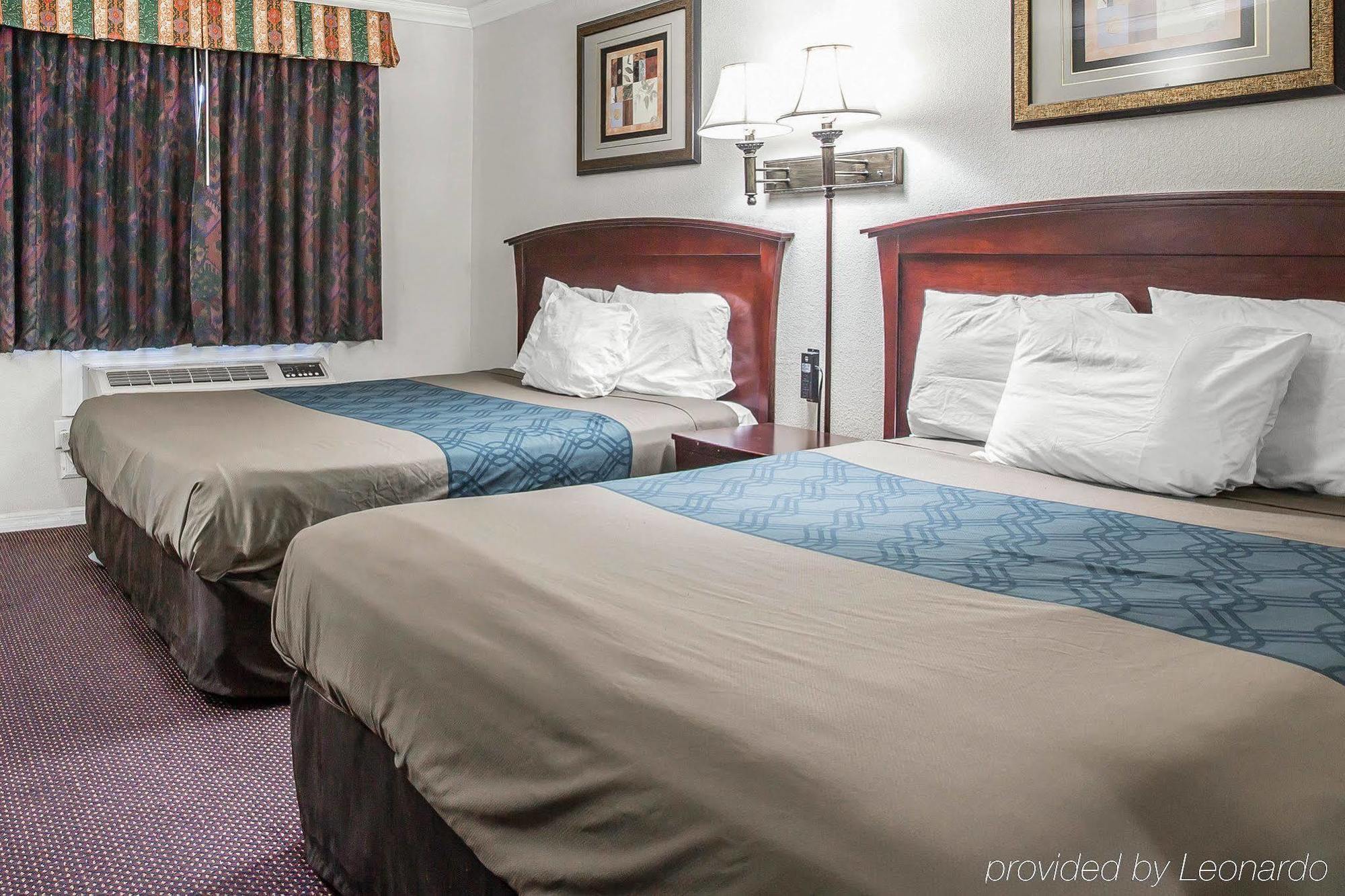 Hotel 6-fresno, Ca - Belmont Ave